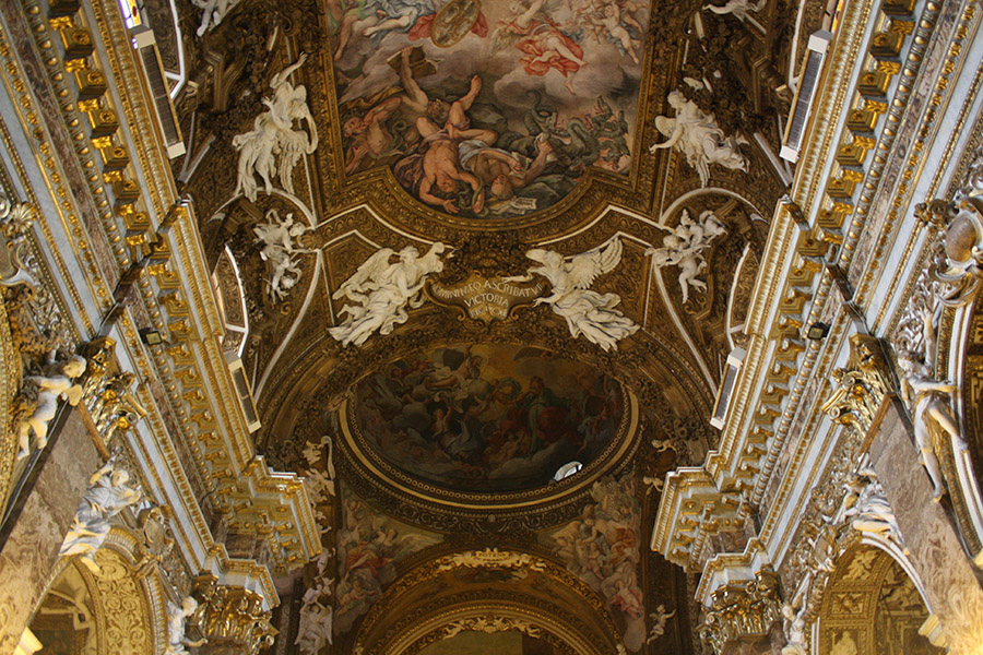 Style baroque dans une église italienne
