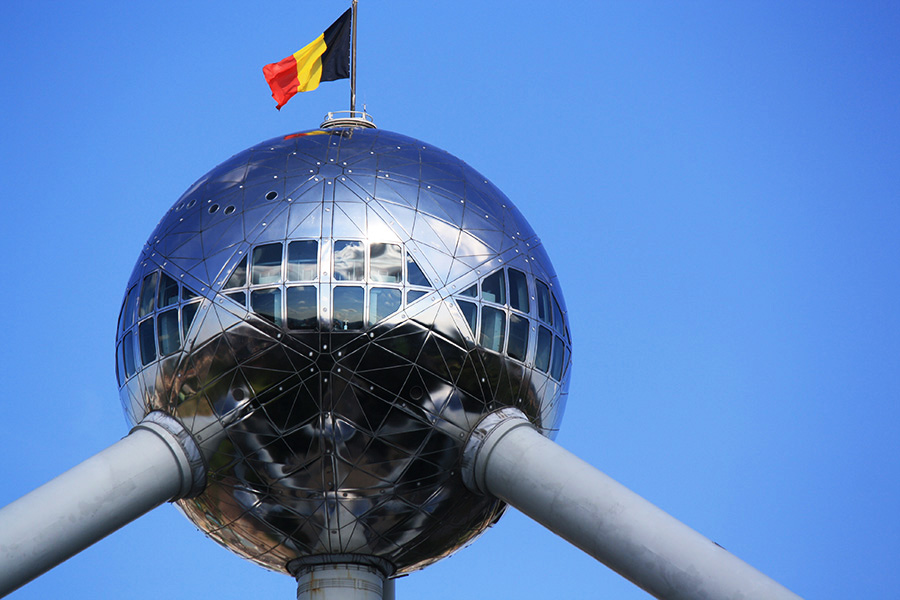 Drapeau belge sur Atomium