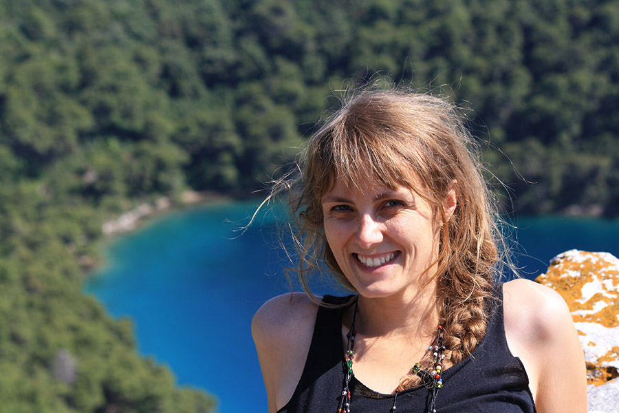 Tatiana en bain de soleil en Croatie