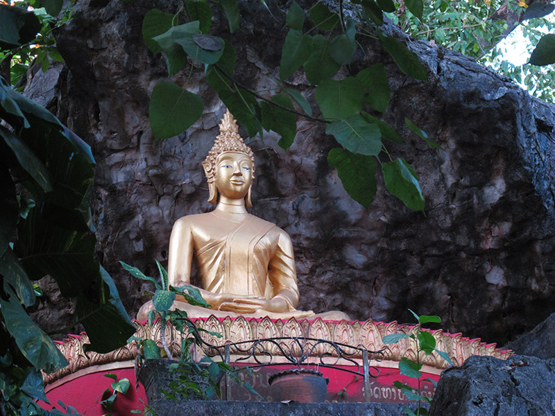 position de méditation bouddhiste