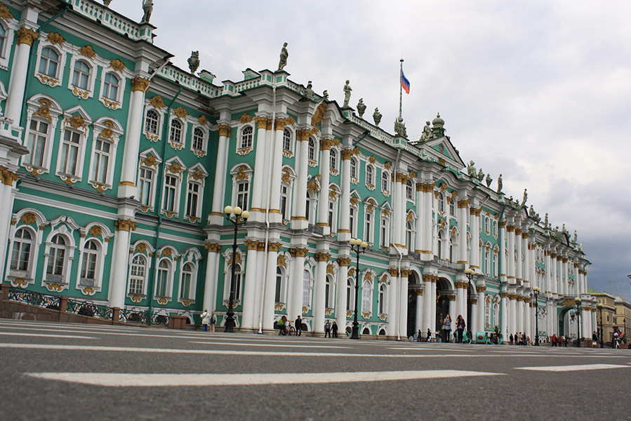 Façade du musée de l'Ermitage en Russie