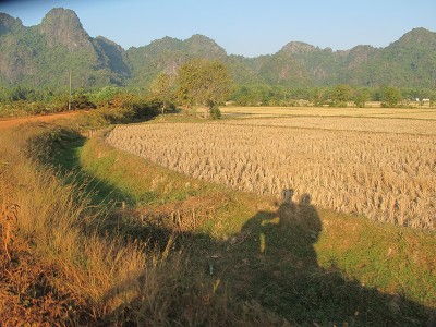 Lire la suite à propos de l’article Hpa-An : scooter vers Saddar