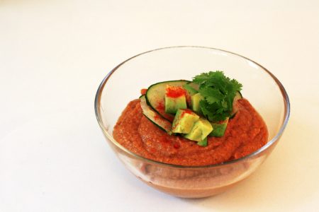 Lire la suite à propos de l’article Salmorejo, gaspacho d’été à la sauce andalouse [végane]
