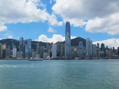Lire la suite à propos de l’article Hong Kong by day and by night